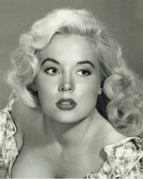 betty brosmer hot|33 Stunning Vintage Photos Of Betty Brosmer: The Iconic Beauty。